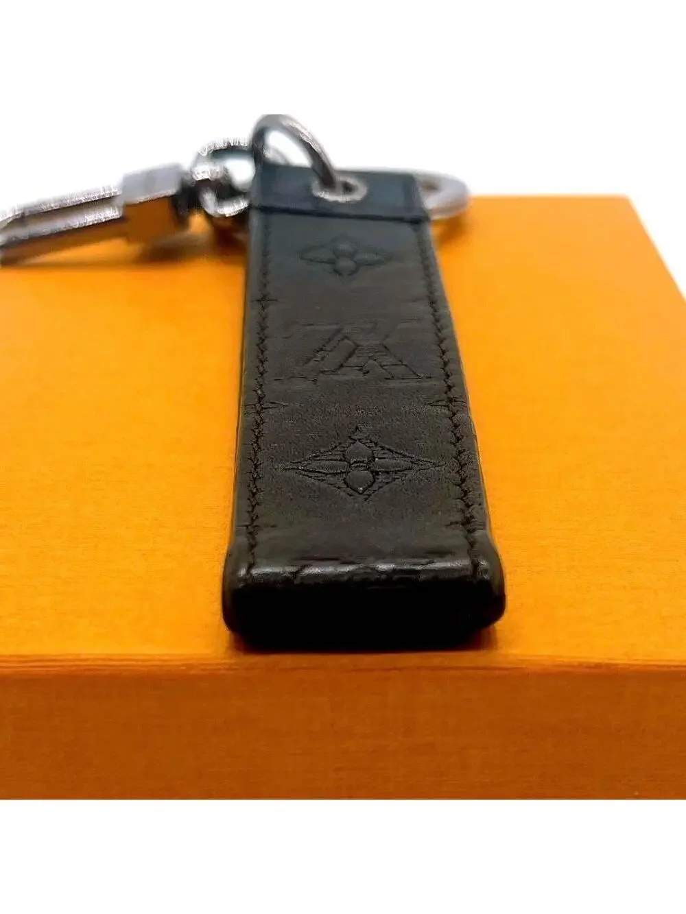 Louis Vuitton Shadow Porte Cles #224026L21B